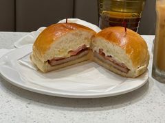 -香港新发烧腊茶餐厅(水围店)