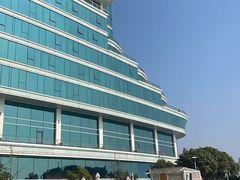 -苏州金鸡湖中茵皇冠假日酒店