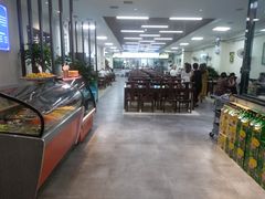 大堂-崇德楼水盆牛羊肉泡馍馆(文艺路店)