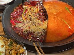 -萍姐火锅·公路夜市(武汉首店)