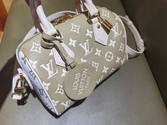 -LV路易威登(德基广场店)
