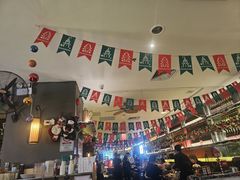 -大头虾越式风味餐厅(光明广场店)