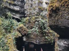 -梭布垭石林景区