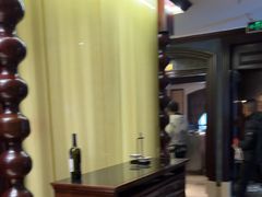 -王府井酒店(金桥港湾店)