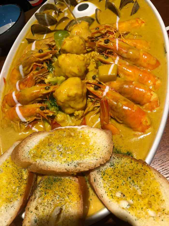 泰香叻(中央大街金安店)-"今天和朋友出来溜达,碰见了朋友,晚上想去.