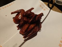 -鸽子侯·家宴·平价海鲜(市图书馆店)