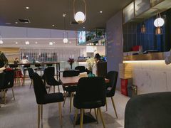 -POKEE VIA&Brunch·维娅(重庆来福士店)