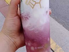 -喜茶(北京华贸购物中心店)