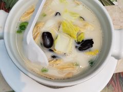 无油鱼汤煮食蔬-大树餐厅(红旗街万达店)