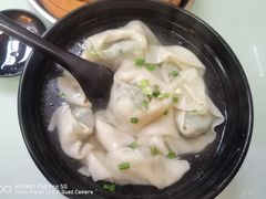 荠菜鲜肉馄饨-食惠里小笼包面馆(越秀店)