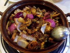 胡须佬招牌鸡煲-胡须佬鸡煲四季火锅(龙珠大道店)