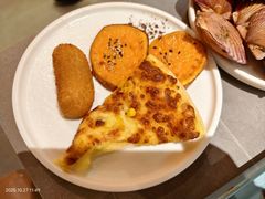 -黑金·寻焰自助百汇(中街店)