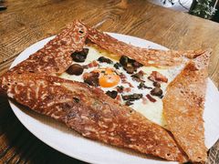 鸡蛋蘑菇熏肉荞麦可丽饼-RAC BAR(安福路店)