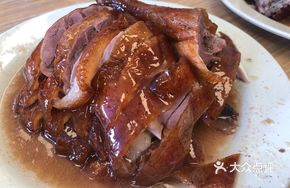 Roast Goose with Fine Rice Noodles