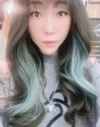 -V8潮牌·接发烫染连锁