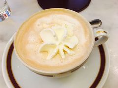 -Cafe Sacher(WIEN)