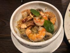 橄榄油炒虾和蘑菇-角落里(中山公园店)