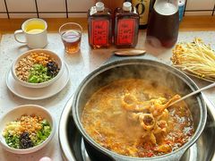 -佬缸炮江湖川菜(玉林店)