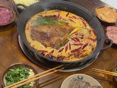 -黄潇洒老火锅(九眼桥宏济巷店)