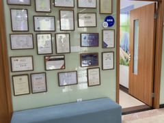 -茂菊口腔连锁(浦东南路店)