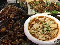 -领头羊烧烤餐厅(大唐路店)