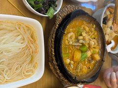 -丽丽三鲜螺蛳粉(田林路店)