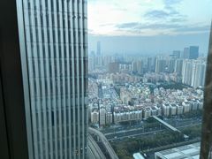 -深圳皇庭V酒店