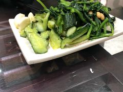 -牛壹品牛肉拉面(东风路店)