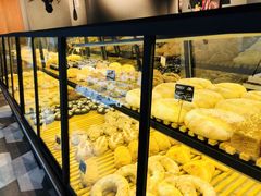 -小蜜蜂·Bakery&Coffee(翰子花园店)