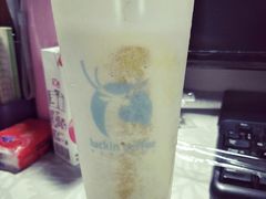 -luckincoffee瑞幸咖啡(香港名店街店)