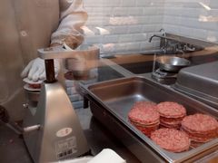 -The Habit Burger Grill 哈比特汉堡(爱琴海店)
