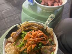 -吉庆桂林米粉·柳州螺蛳粉(港汇广场店)