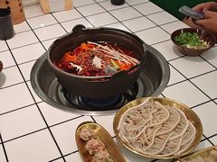 -扎起市井老火锅(乐山总店)