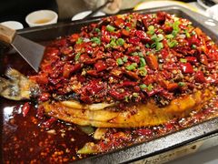 -江边城外烤全鱼(世茂广场店)