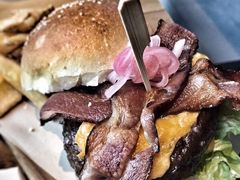 经典大汉堡-The Diner X餐厅(青岛万象城店)