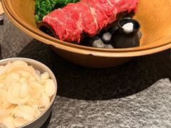 -三出山火锅(南京万象天地店)