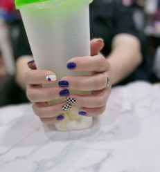 -兔猫ToMoreNails美甲美睫