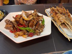 -许哥东北烧烤·铁丳烤串·宫后夹肉(繁花中心店)