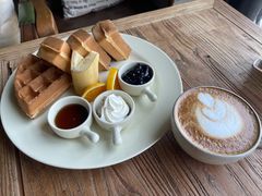 -reading cafe瑞汀咖啡(新华路店)