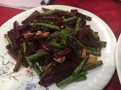 红菜根豆角炒鲜姬松茸-佛有缘素食馆·荔湾老字号(陈家祠首店)