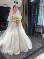 点击看大图 -GRACE KELLY婚纱与礼服(北京店)