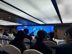 -上海跨国采购会展中心