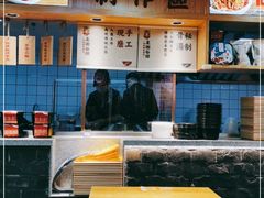 -呷佬·长沙手工米粉(金沙江路店)