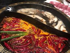 -纸盐河码头火锅(十八梯店)