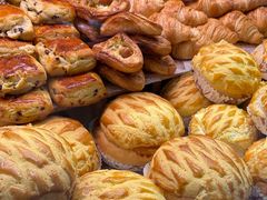 -Caidie Bakery采蝶轩(百越店)