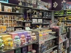 -潮品挚尚(五角场苏宁易购店)