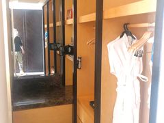 -青岛海尔洲际酒店