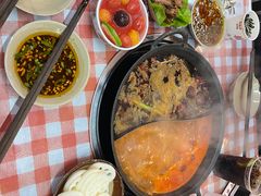 -赵美丽·重庆社区火锅·直营店(火车东站·中豪国际店)