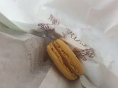 柠檬马卡龙-ladurée(戴高乐机场T 2F店)