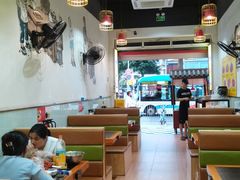 大堂-聚味罗记大排檔·烧烤·鲜鱼杂·甲鱼煲(科学馆店)